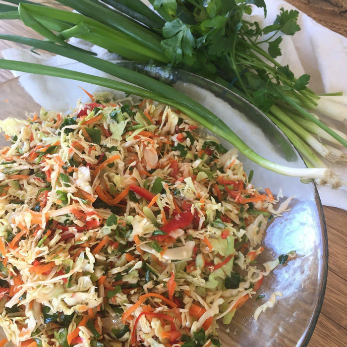 Colourful carrot, capsicum and cabbage slaw 🥕-Fresh Connection